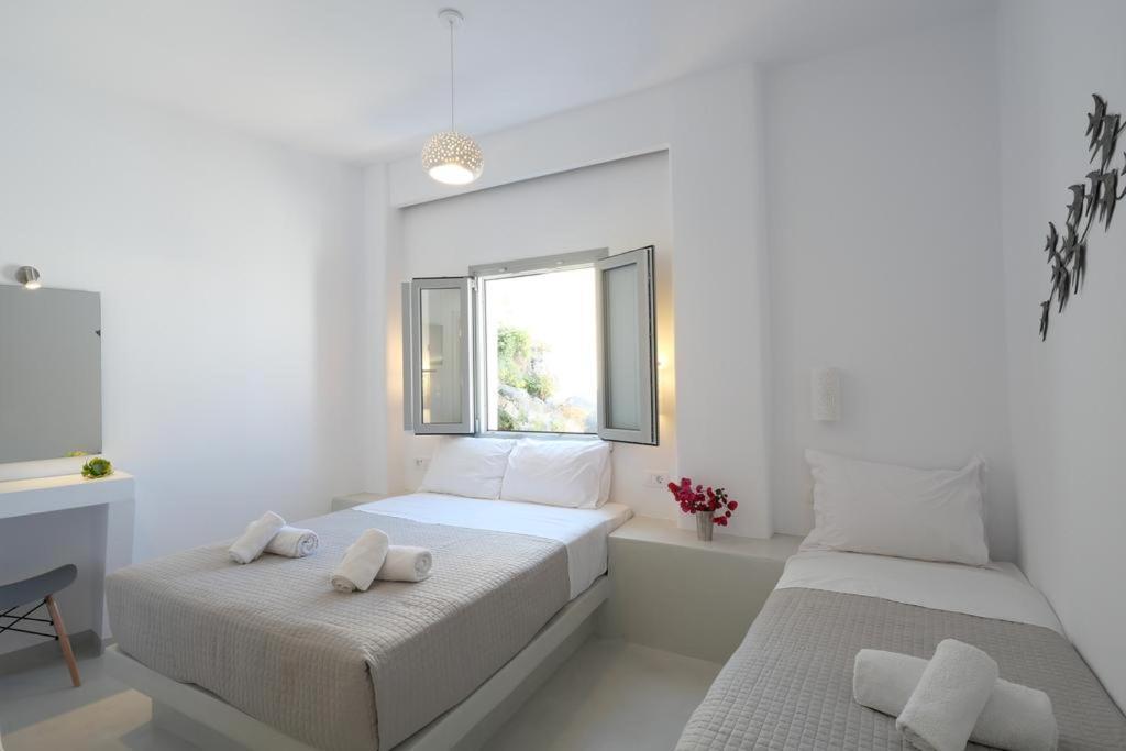 Fira Center Freedom Rooms Bagian luar foto