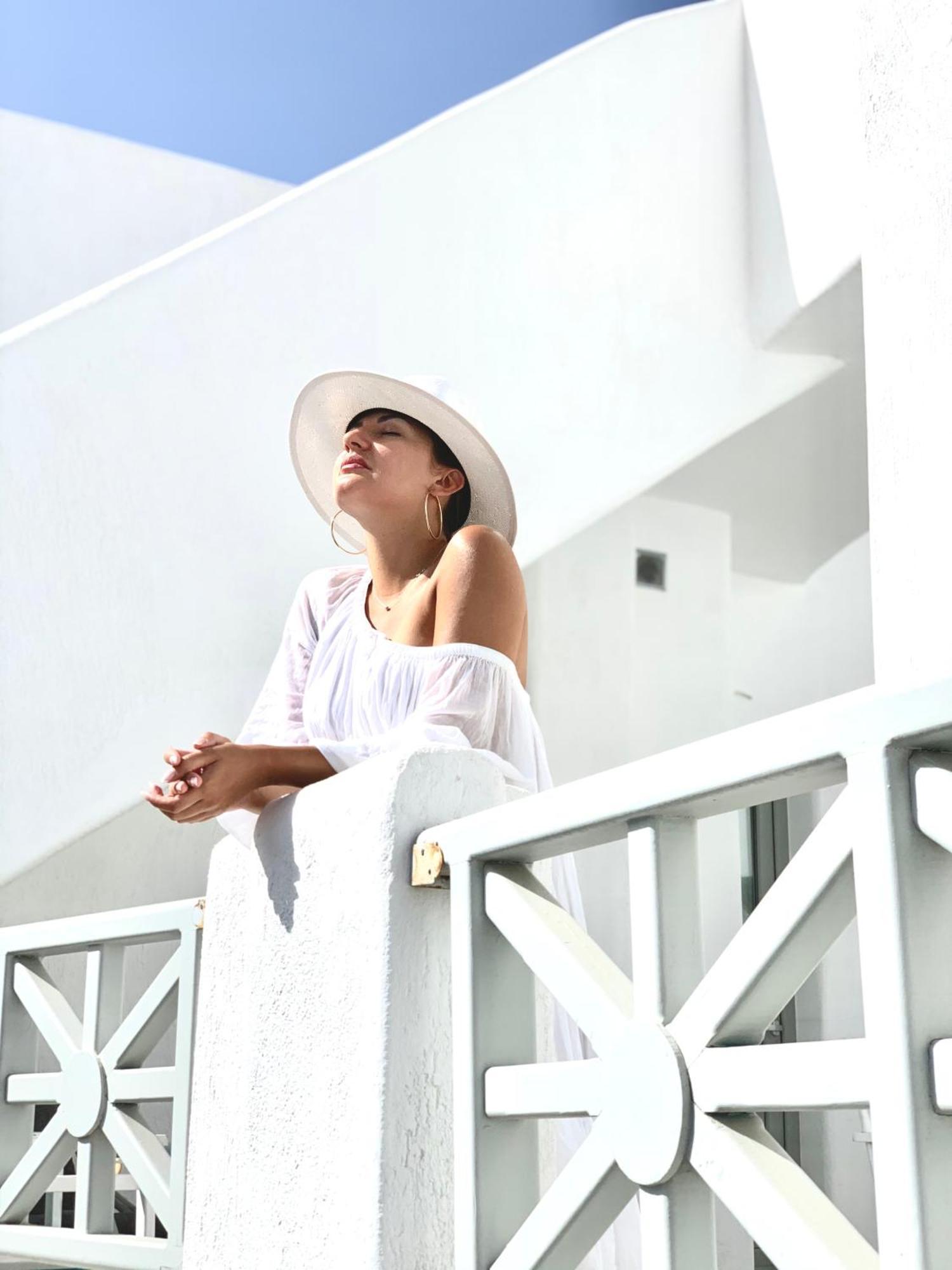 Fira Center Freedom Rooms Bagian luar foto